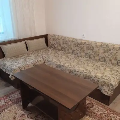 пр. Шмидта, 38