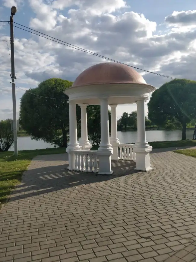 пр. Космонавтов, 100