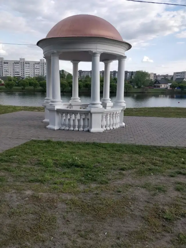 пр. Космонавтов, 100