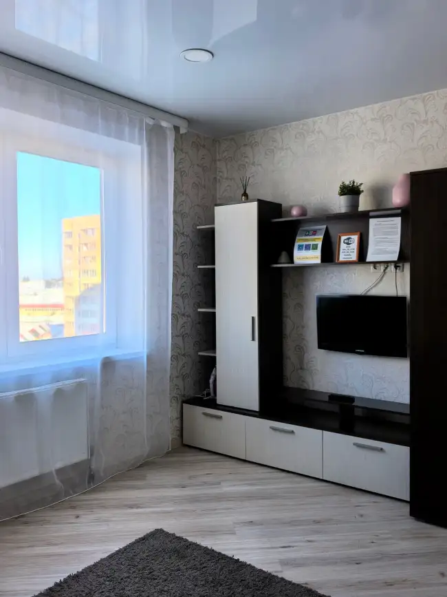 ул. 33 Армии, 21