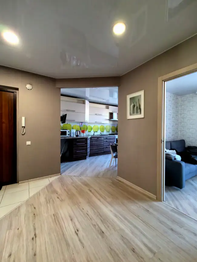 ул. 33 Армии, 21