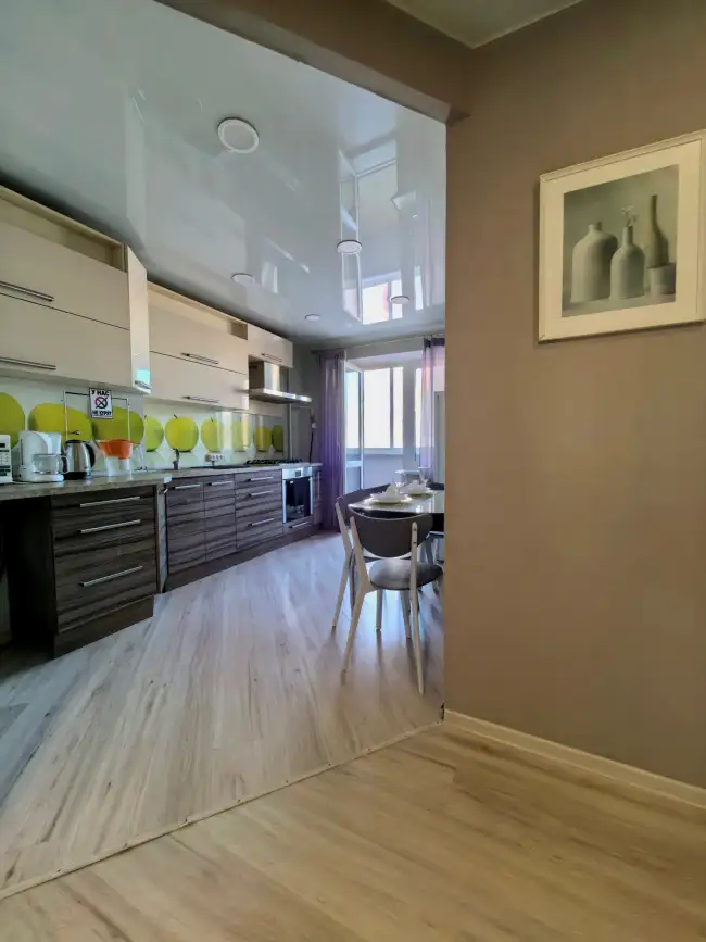 ул. 33 Армии, 21