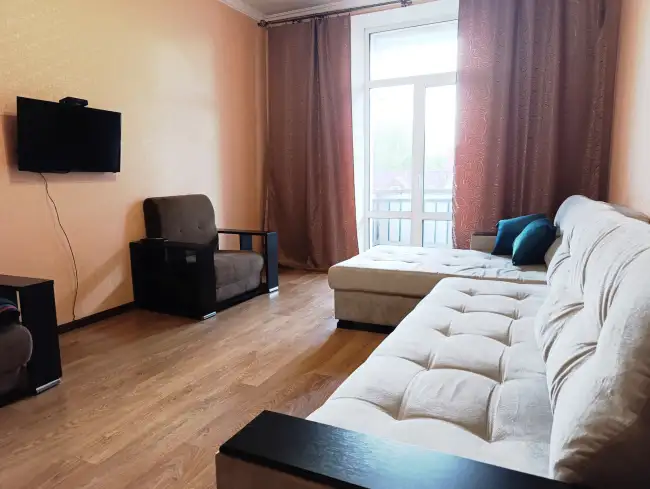 ул. Советская, 2