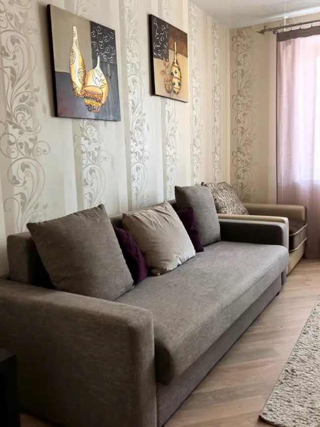 ул. Богатырева, 32/1