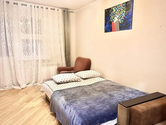 Бакинская  18/1