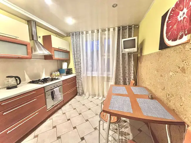 Бакинская  18/1