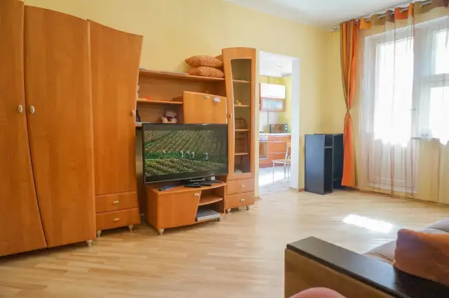 Бакинская  18/1