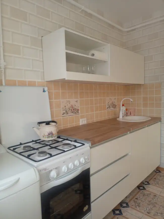 проспект Строителей 8