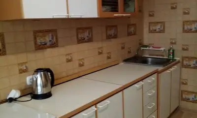 Махновича, 53