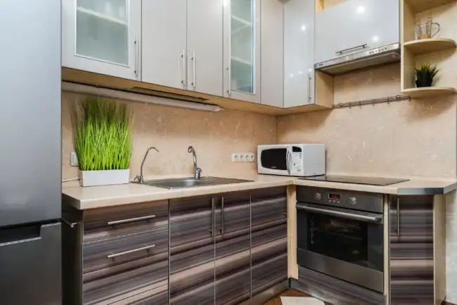 Притыцкого 87