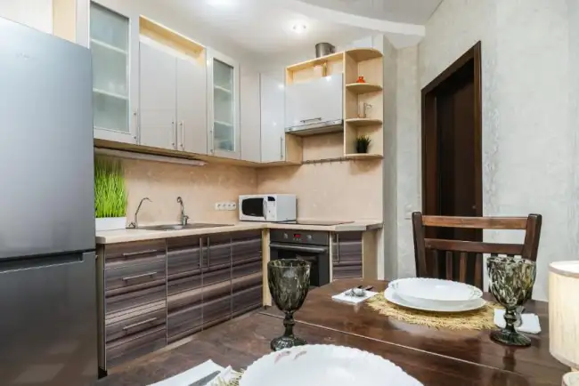 Притыцкого 87