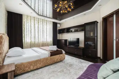 Притыцкого 87