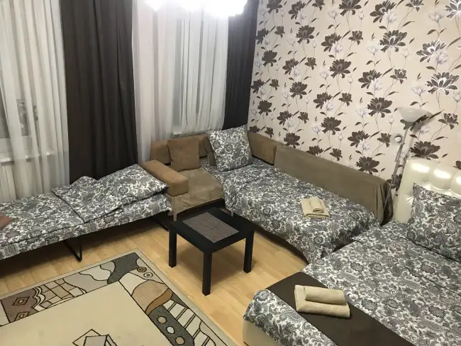 Бульвар Непокорённых дом 37б