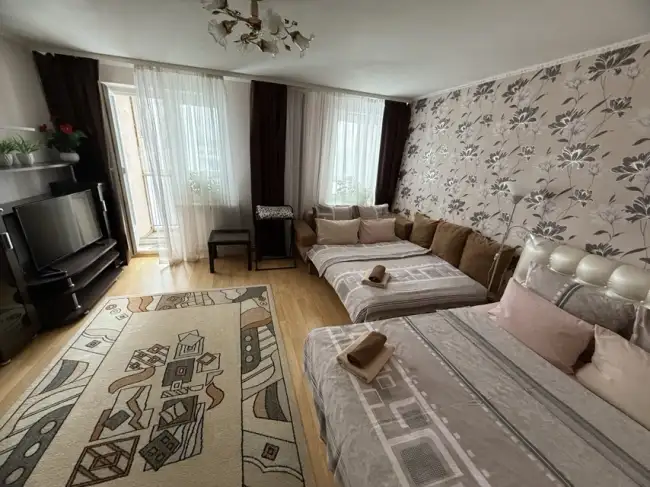 Бульвар Непокорённых дом 37б