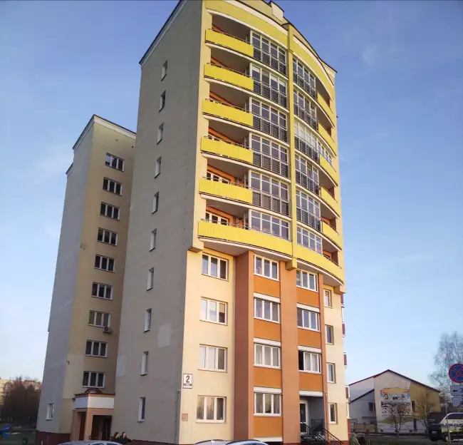 улица Космонавтов, 2