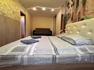 проспект Победы, 12