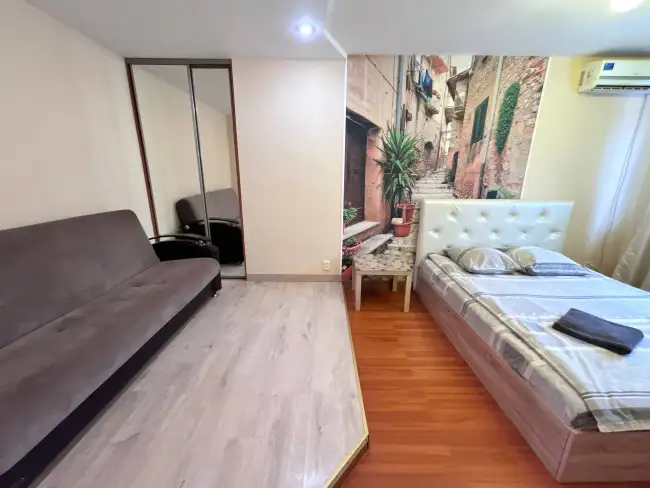 проспект Победы, 12