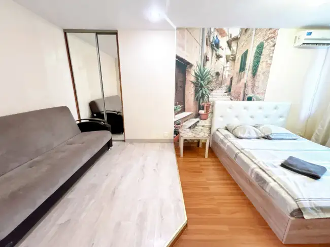 проспект Победы, 12