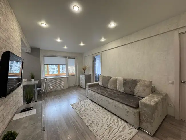 Черняховского 6/3