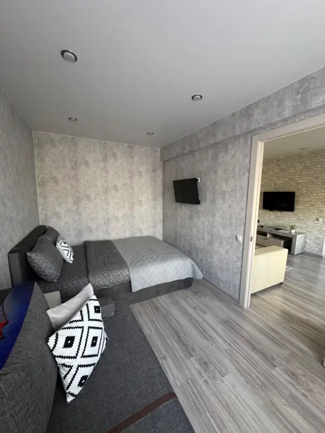 Черняховского 6/3