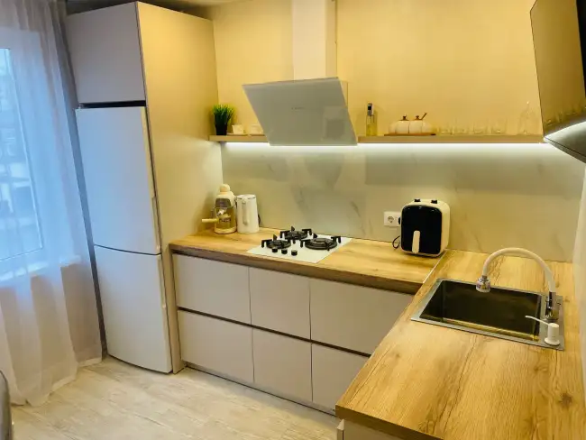 Молодежная 99