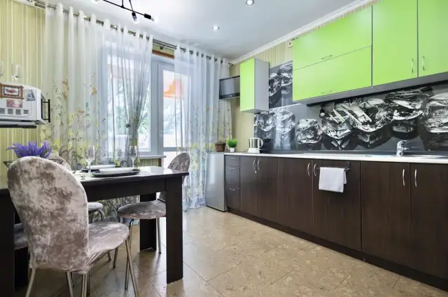 Грушевская 11 б