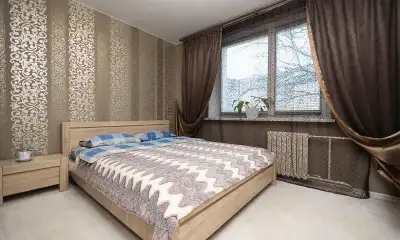 Грушевская 11 б
