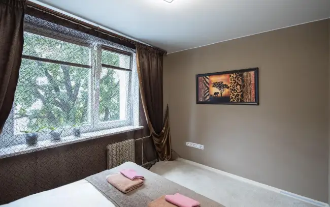 Грушевская 11 б