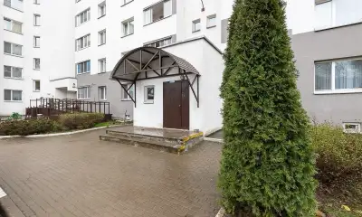 Грушевская 11 б