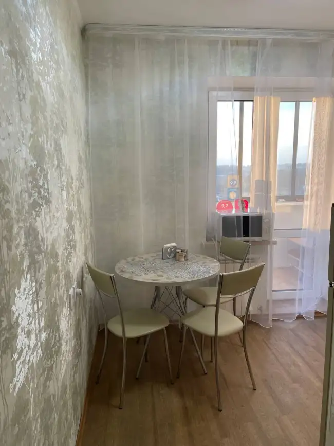 Черняховского , 33