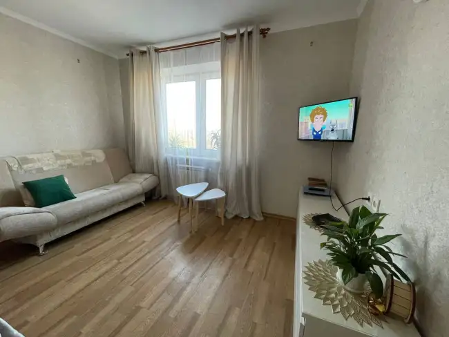 Черняховского , 33