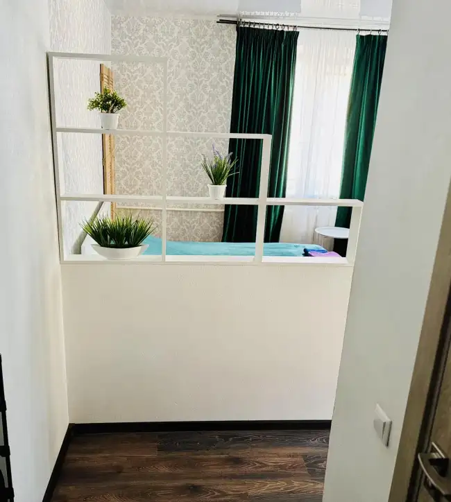 Максима Горького 57