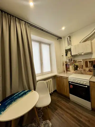 Максима Горького 57