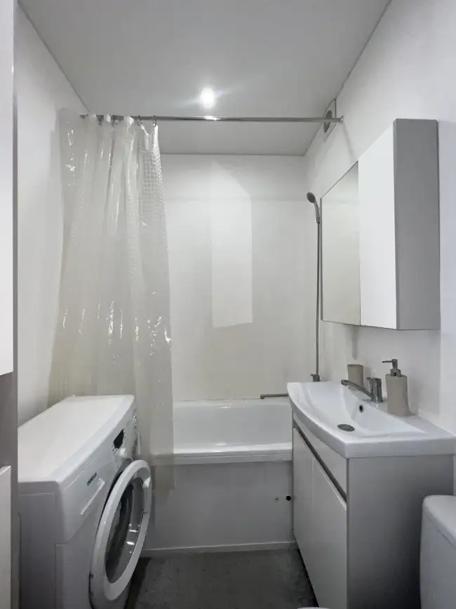 Максима Горького 57