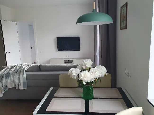 Пр-т Космонавтов, 29