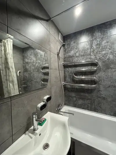Рогачев, Парижской Коммуны 7