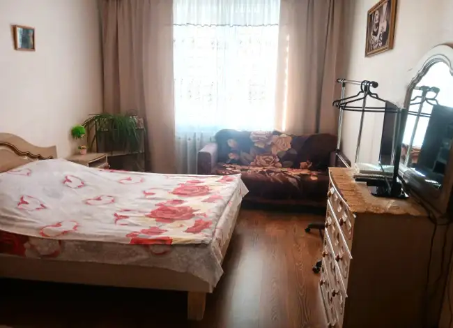 ул. Богатырева 163