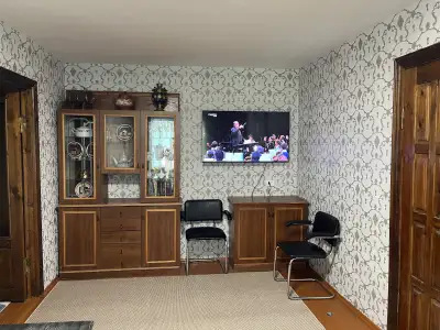 Слуцк,ул.Парижской Коммуны,4