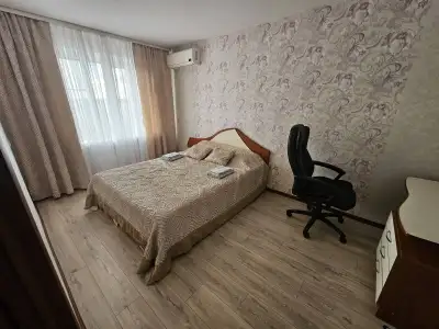 Молодежная 20