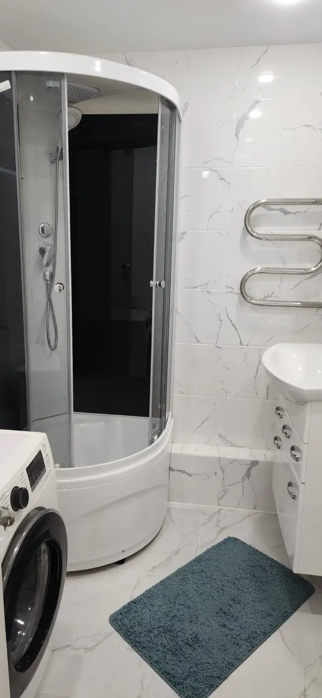 Пр-т Димитрова ,64