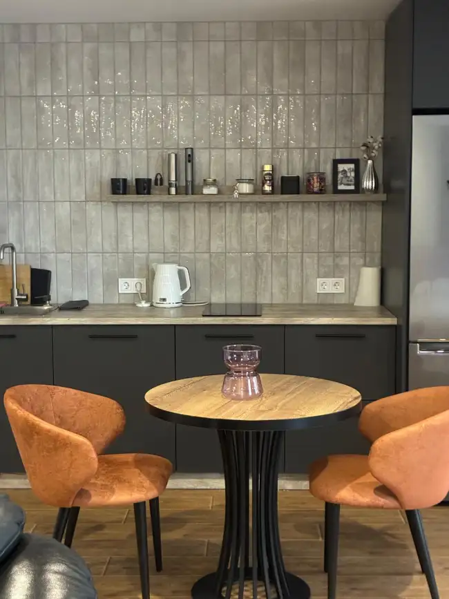 Первомайская 93