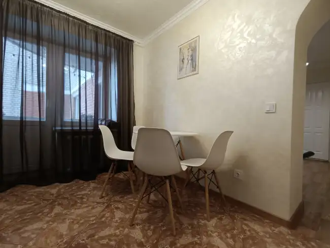 Московская 176