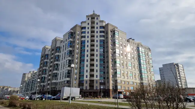 Курчатова 22