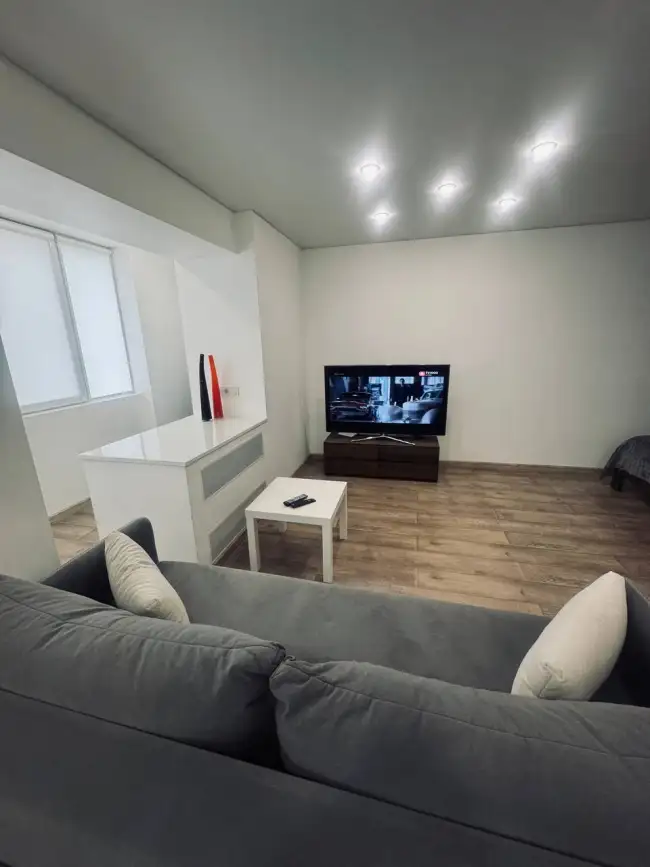 Голубева 16/1