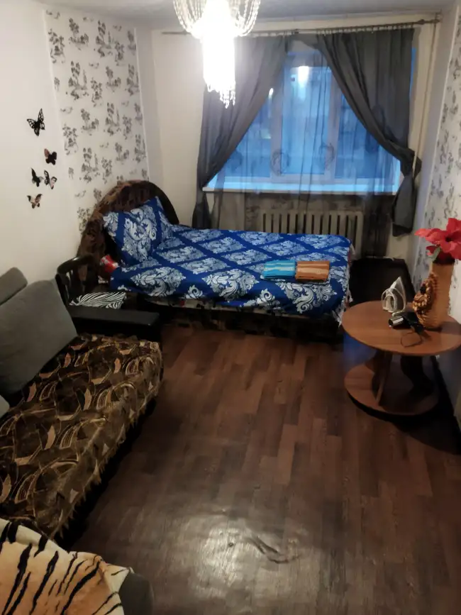 Октябрьская, 33