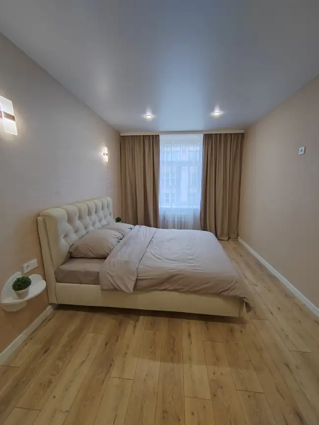 Брестская 76