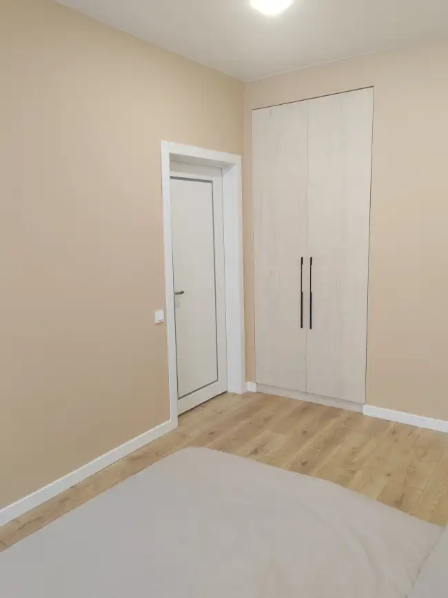 Брестская 76