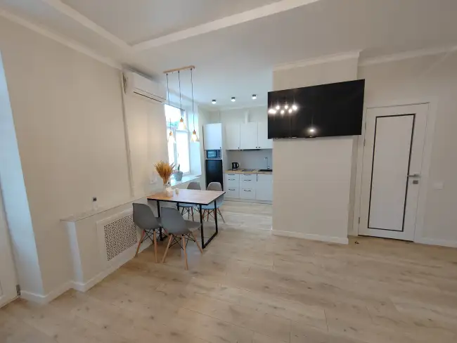 Брестская 76