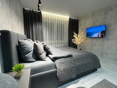 Жореса Алферова, 5