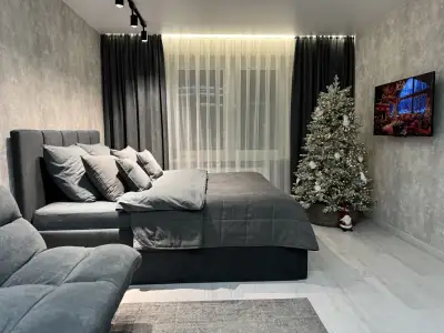 Жореса Алферова, 5